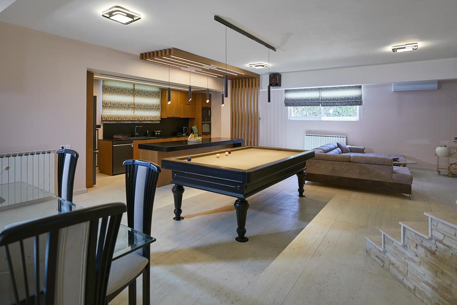 Villa Mairi - 2 Private Pools & Game Room Near Athens Szalamína Kültér fotó